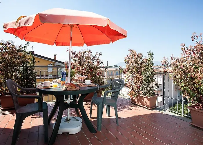 La Rondine Апартаменты *